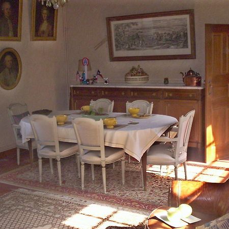 לינה וארוחת בוקר Mardilly Manoir Du Val Harangt מראה חיצוני תמונה