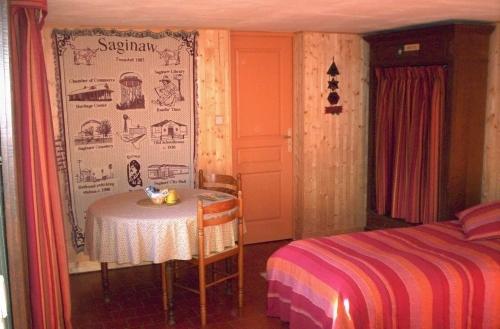 לינה וארוחת בוקר Mardilly Manoir Du Val Harangt חדר תמונה